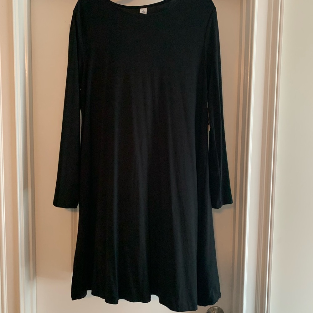 Long sleeve black tshirt dress